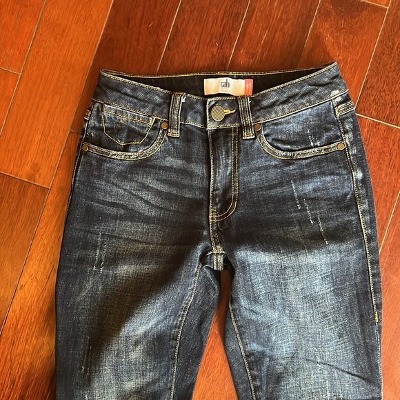 CAbi High Straight Distressed Dark‎ Wash Jeans #3561 - Picture 4 of 8